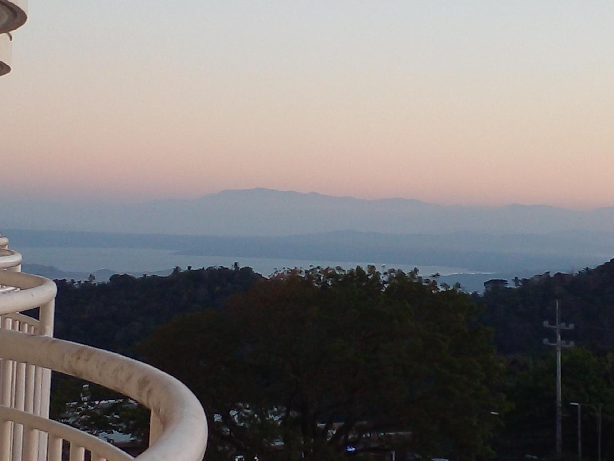 Tagaytay Prime Residences With Swimming Pool & Viewing Deck Tagaytay City Δωμάτιο φωτογραφία